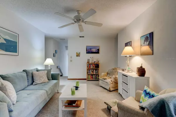 Palm Coast, FL 32137,2 FAIRWAYS CIR #2
