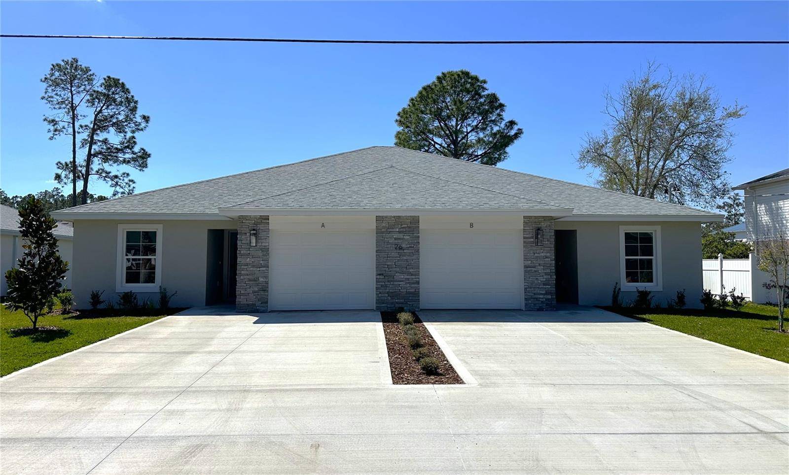 26 RAINSTONE LN #B, Palm Coast, FL 32164