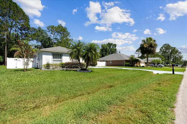 Palm Coast, FL 32164,32 WOODSIDE DR