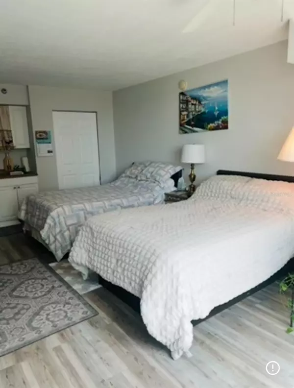 Daytona Beach Shores, FL 32118,1909 S ATLANTIC AVE #405/406