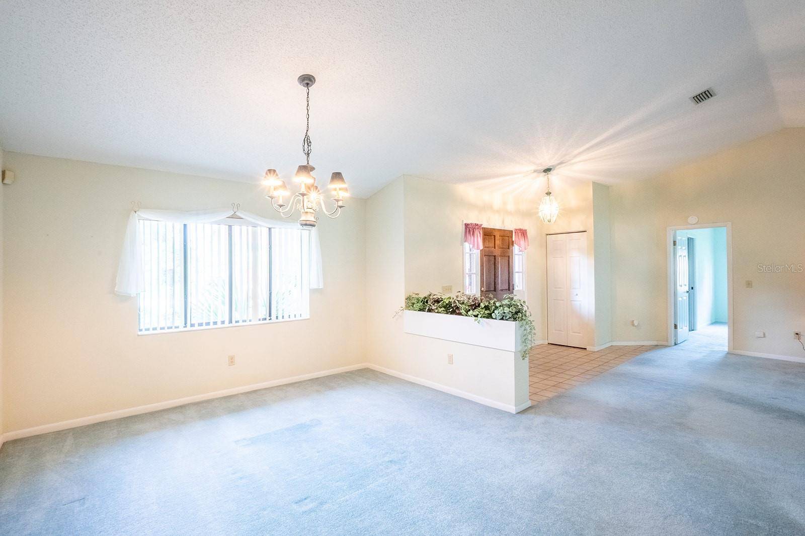 Palm Coast, FL 32164,337 WELLINGTON DR