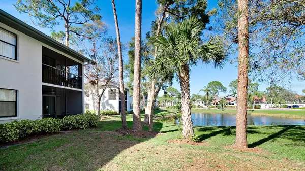 Bradenton, FL 34210,4655 46TH STREET CT W #101