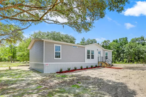 606 OFARRELL AVE, Interlachen, FL 32148