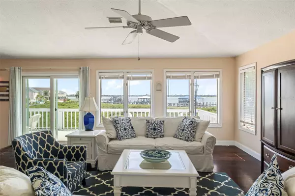 St Augustine, FL 32084,111 PORPOISE POINT DR