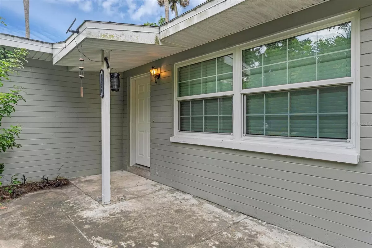 Edgewater, FL 32141,1926 PINE TREE DR