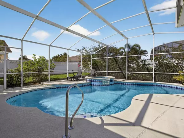 Davenport, FL 33896,110 VIA MARIEL EAST DR