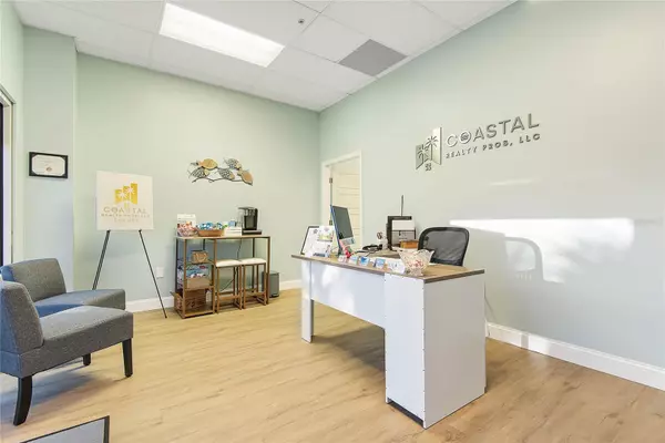Palm Coast, FL 32164,160 CYPRESS POINT Pkwy #C201