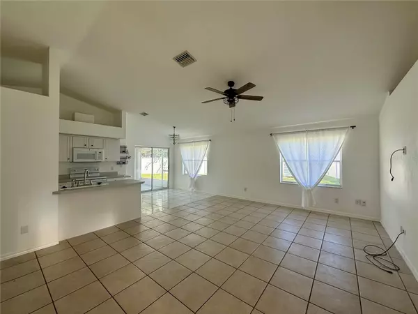 Palm Coast, FL 32164,11 WHITE HOUSE DR