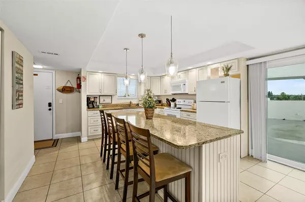 Flagler Beach, FL 32136,3510 S OCEAN SHORE BLVD #207