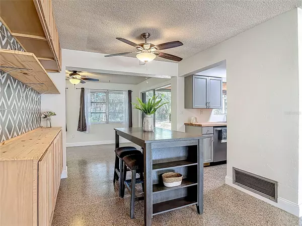 Ormond Beach, FL 32176,213 LYNNHURST DR