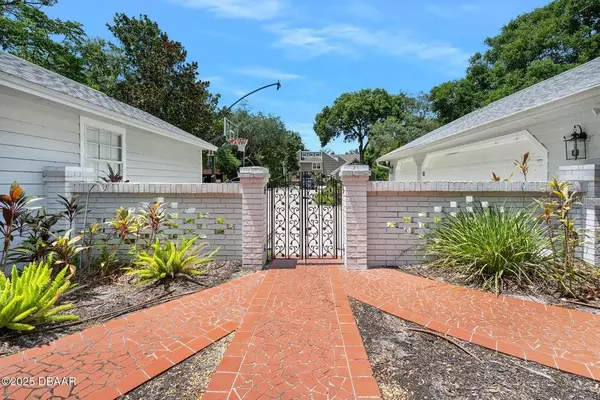 Ormond Beach, FL 32174,8 SHAWNEE TRL