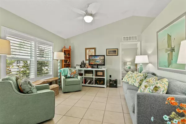 Palm Coast, FL 32164,30 ROLLING FERN DR