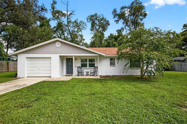 1751 SALVADORE ST, Deland, FL 32720