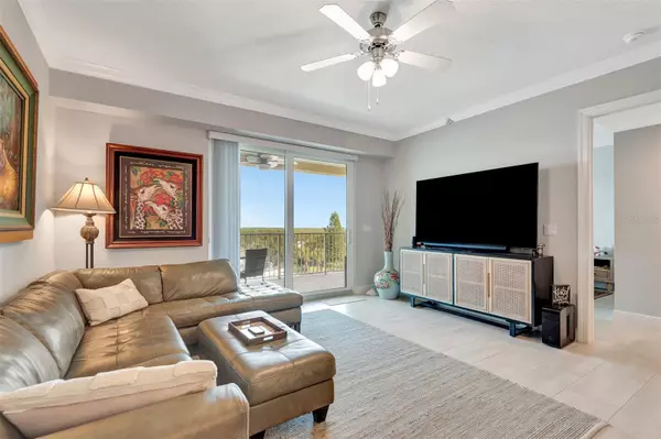 New Smyrna Beach, FL 32169,7 RIVERWALK DR #504