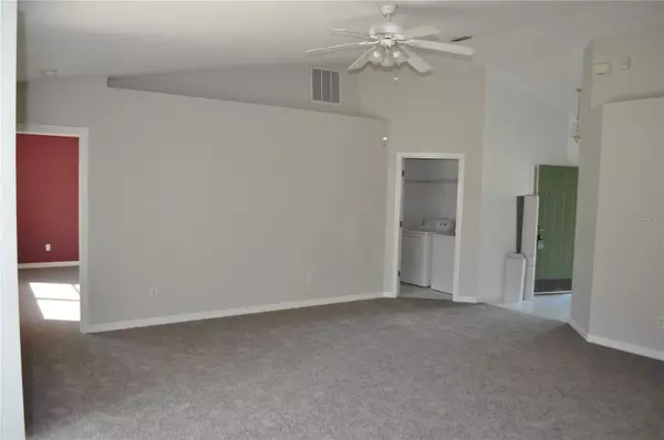 Palm Coast, FL 32164,5 WHITE WING PL