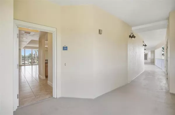 Palm Coast, FL 32137,102 YACHT HARBOR DR #376