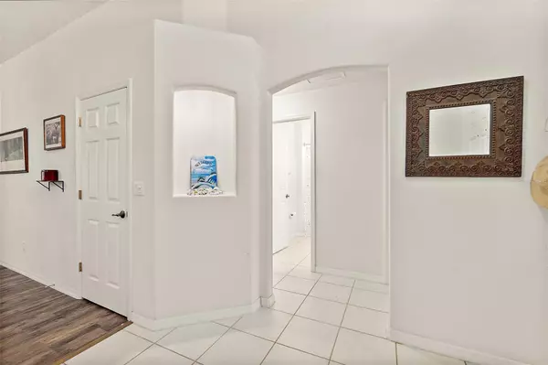 Ormond Beach, FL 32174,169 POINTVIEW LN