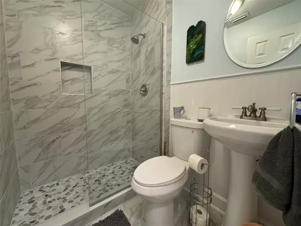 Flagler Beach, FL 32136,300 S CENTRAL AVE #204