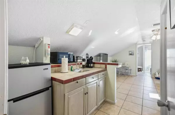 Flagler Beach, FL 32136,305 NORTH 6TH ST #B