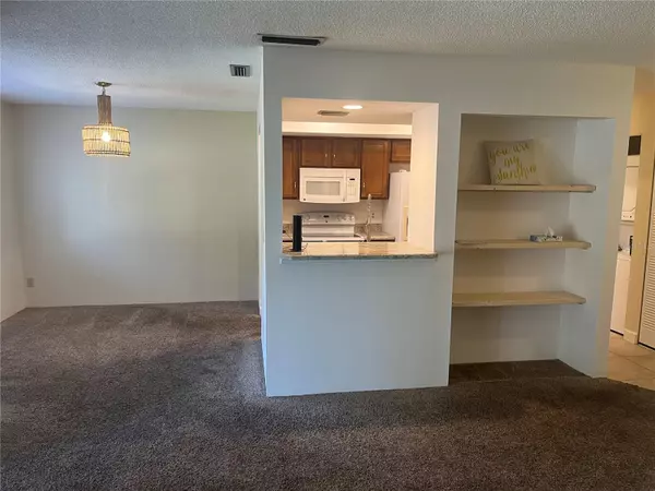 Palm Coast, FL 32137,308 PALM COAST Pkwy NE #203