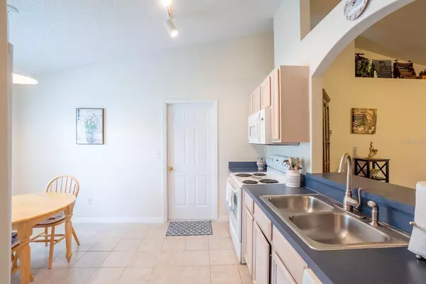 Palm Coast, FL 32137,103 BOULDER ROCK DR