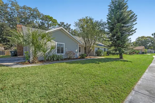 Daytona Beach, FL 32119,521 PELICAN BAY DR