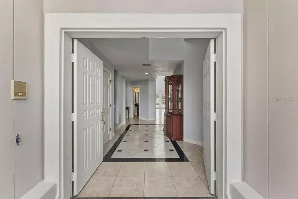 Ormond Beach, FL 32174,24 BAY POINTE DR