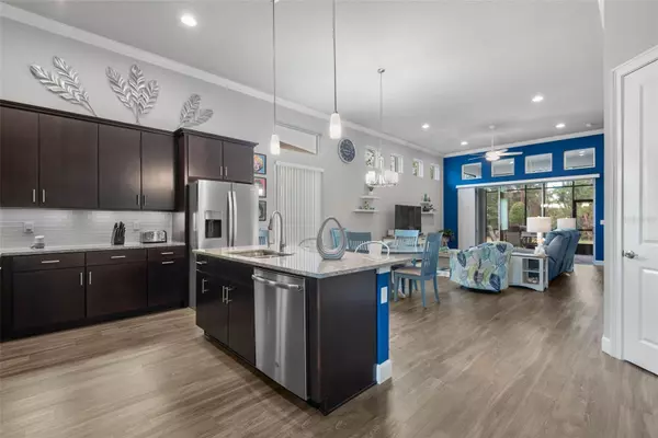 Ormond Beach, FL 32174,807 CREEKWOOD DR