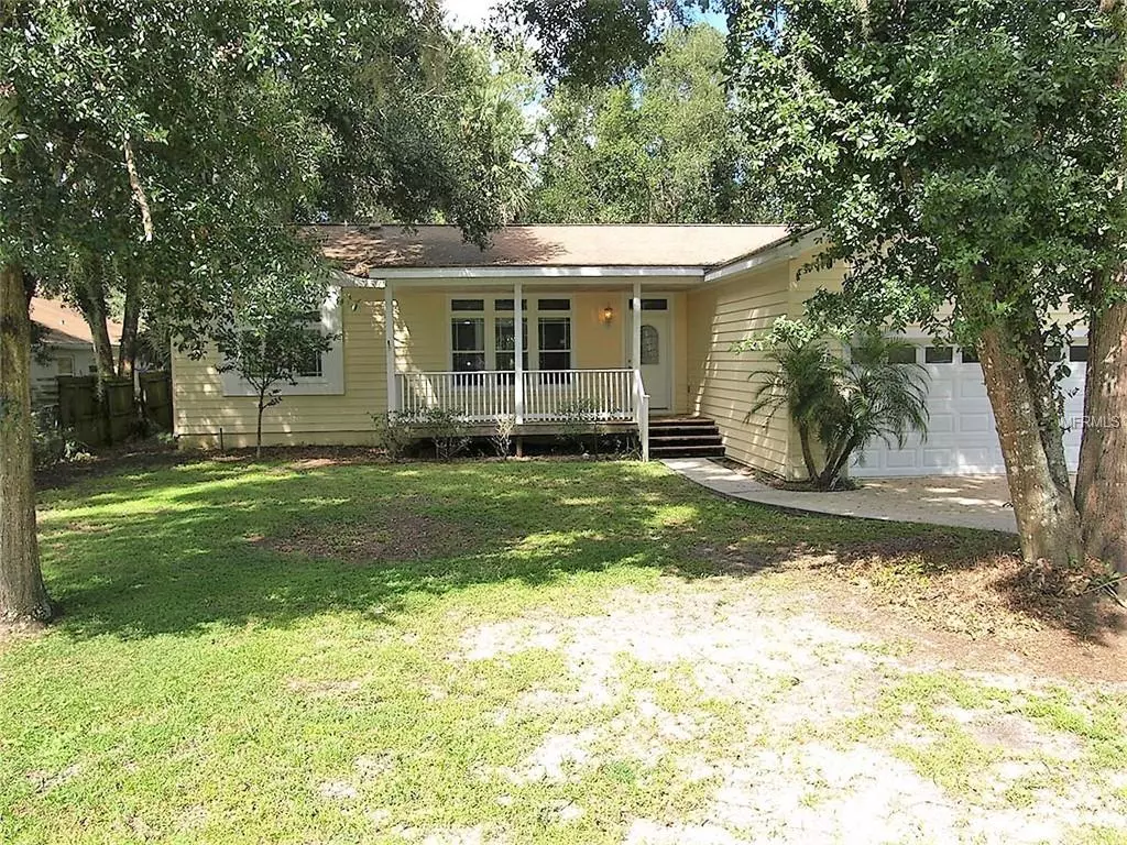Mount Dora, FL 32757,925 N ROSSITER ST