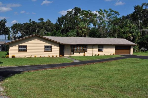 37104 COUNTY ROAD 452, Grand Island, FL 32735