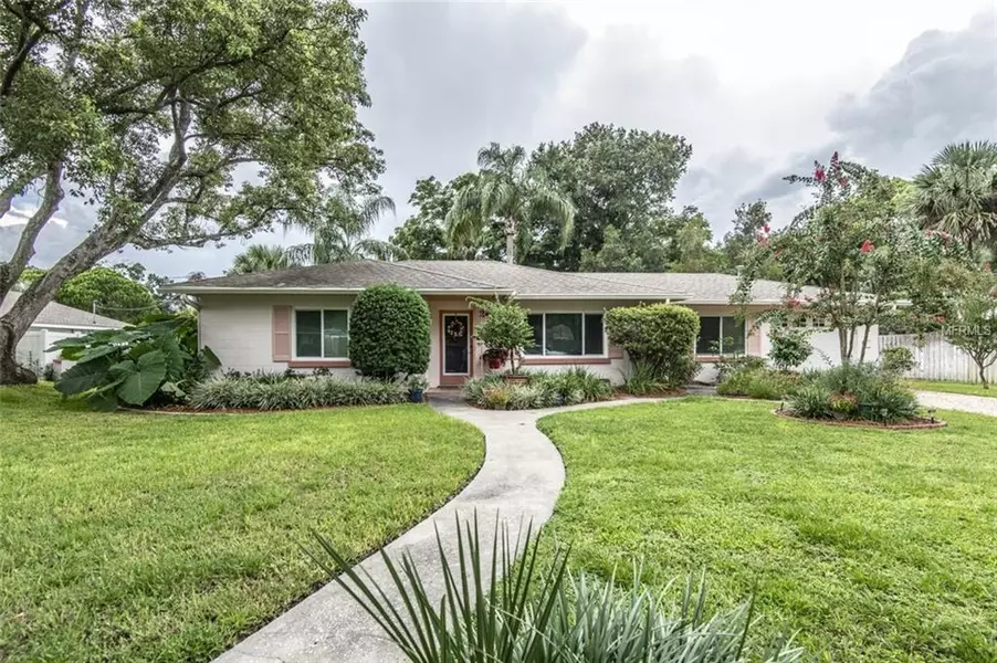 2466 PALMETTO RD, Mount Dora, FL 32757