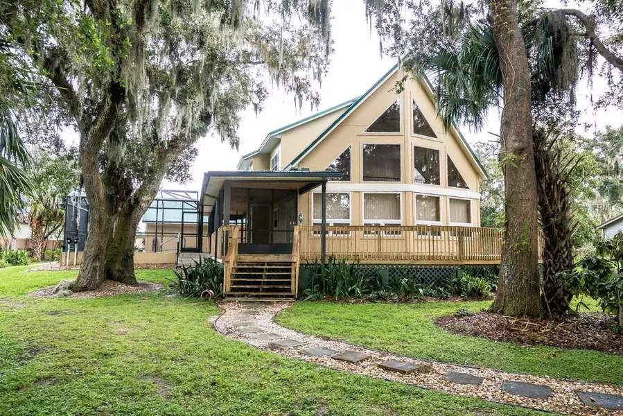 402 RIVER DR, Debary, FL 32713