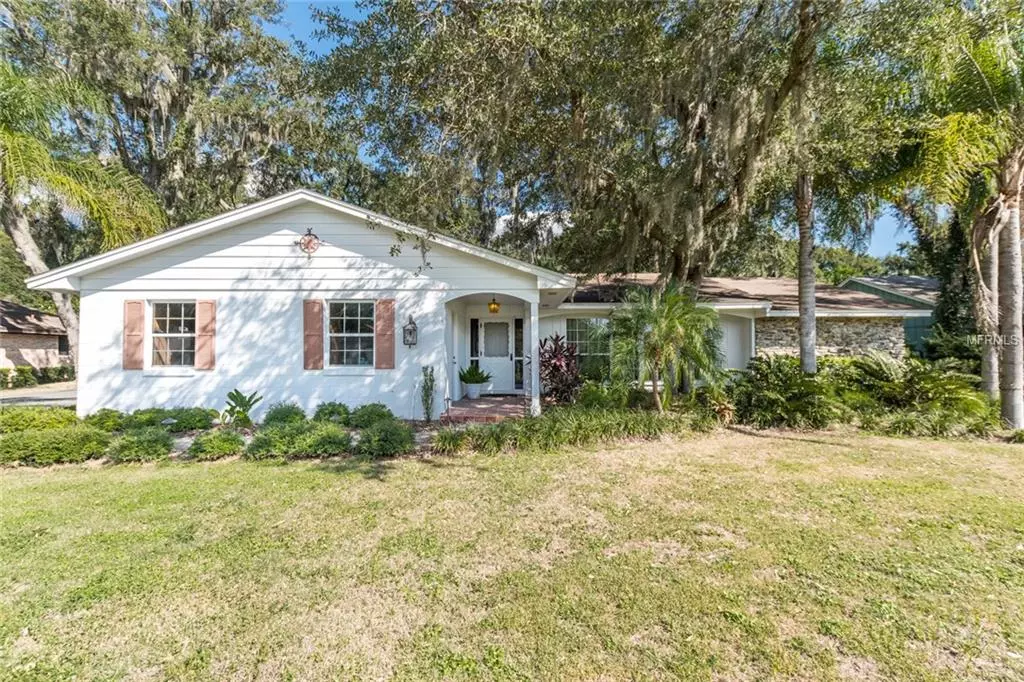 Eustis, FL 32726,1205 W CROOKED LAKE PL