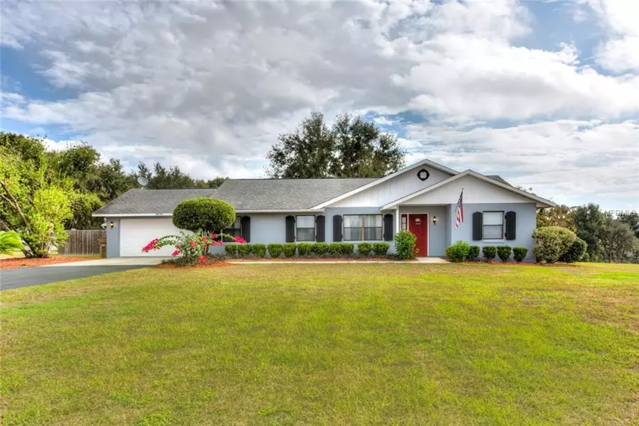 39040 GRAYS AIRPORT RD, Lady Lake, FL 32159