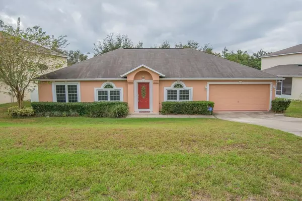 1801 FOREST GLEN DR, Fruitland Park, FL 34731