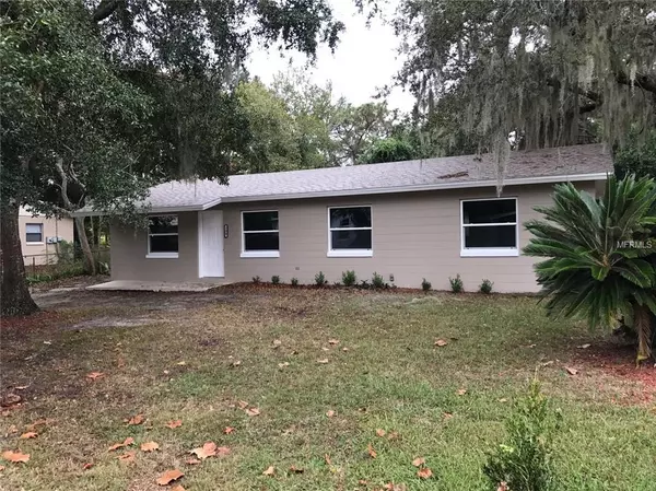 704 PENNSYLVANIA AVE, Fruitland Park, FL 34731