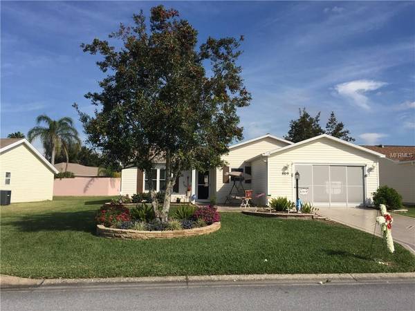 809 CAMINO DEL REY DR, The Villages, FL 32159