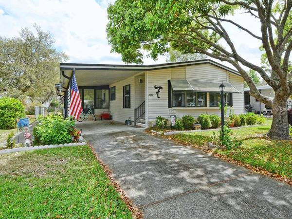 2832 WEKIVA RD, Tavares, FL 32778