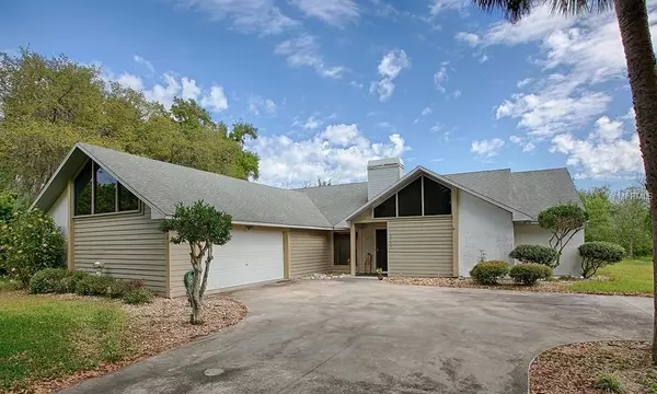 12505 PINE GLEN DR, Leesburg, FL 34788