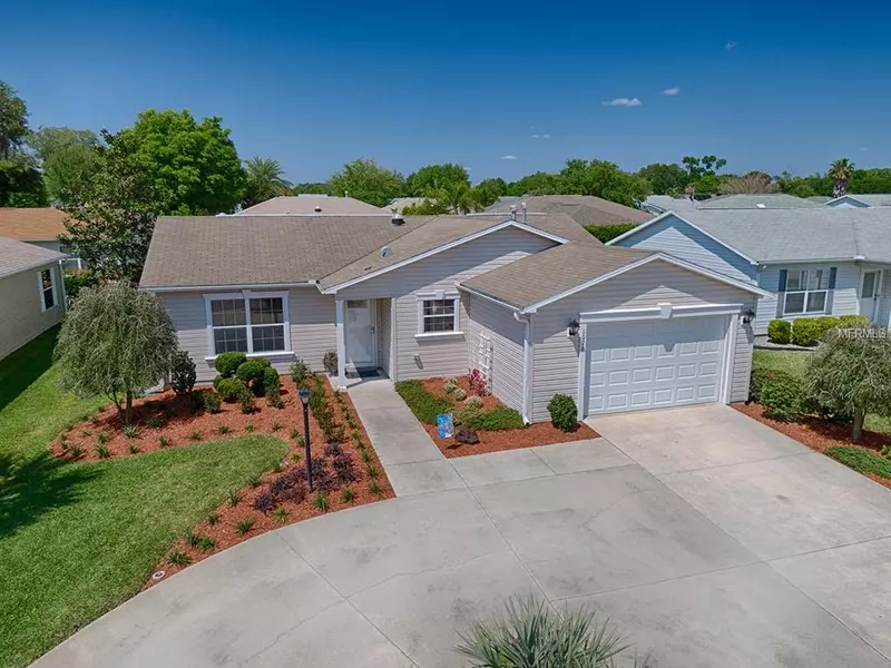 1076 GENNESSE LN, The Villages, FL 32162