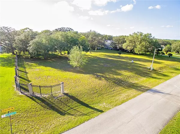 37009 SHALIMAR DR, Fruitland Park, FL 34731