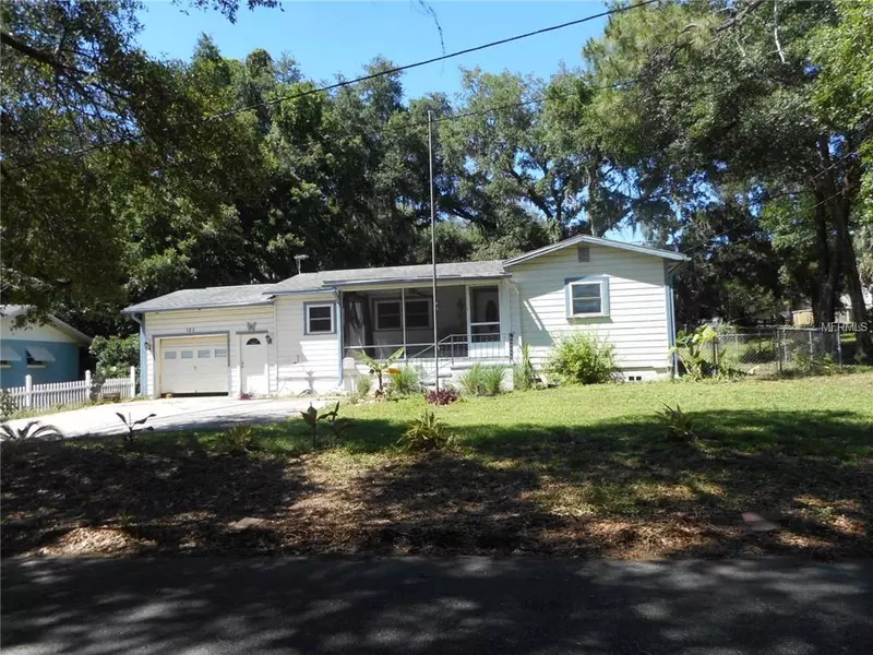 125 E LADY LAKE BLVD, Lady Lake, FL 32159