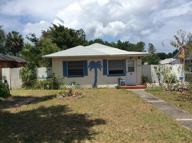 206 W CENTRAL AVE, Howey In The Hills, FL 34737