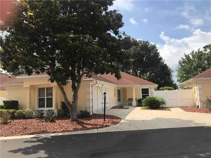 1804 PUERTO BELLO DR, Lady Lake, FL 32159