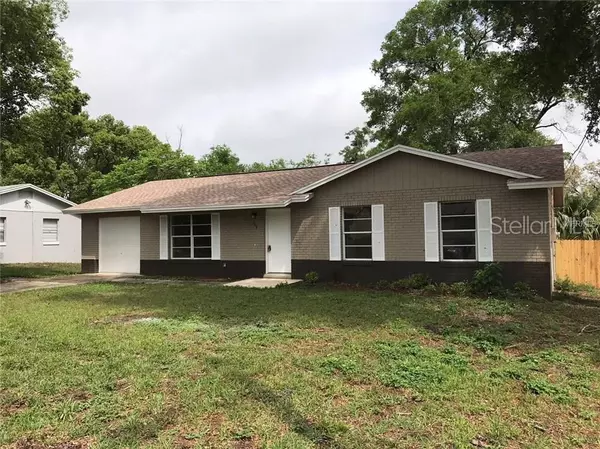 349 W LANSDOWNE AVE, Orange City, FL 32763