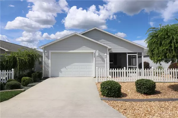 2017 CHESAPEAKE PL, The Villages, FL 32162