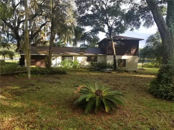 36008 POINSETTIA AVE, Fruitland Park, FL 34731