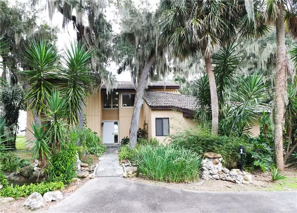 35312 W GRIFFIN DR, Fruitland Park, FL 34731