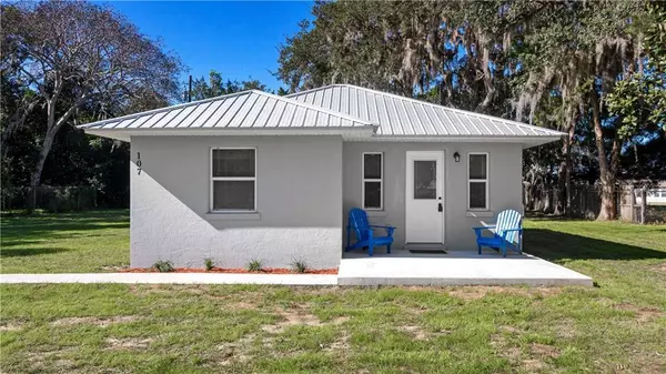 107 6TH AVE, Howey In The Hills, FL 34737