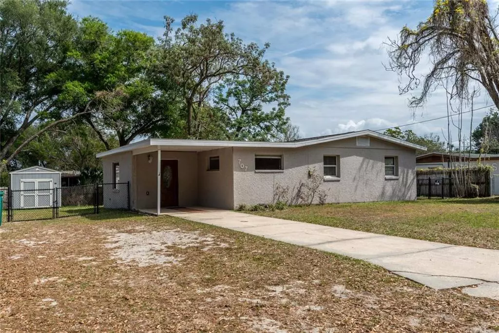 Fruitland Park, FL 34731,707 PLUMOSA AVE